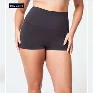 Spanx boy short: shape wear